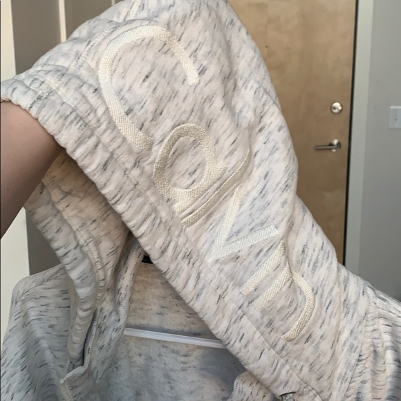 Calvin Klein Performance Crop Over Sized Sweater - Picture 6 of 6